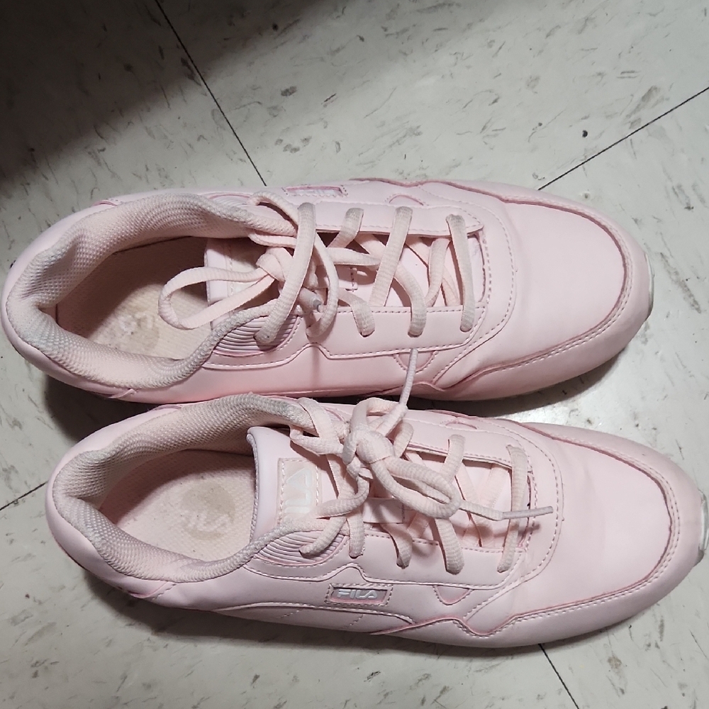 Fila Women's Light Pink Sneakers